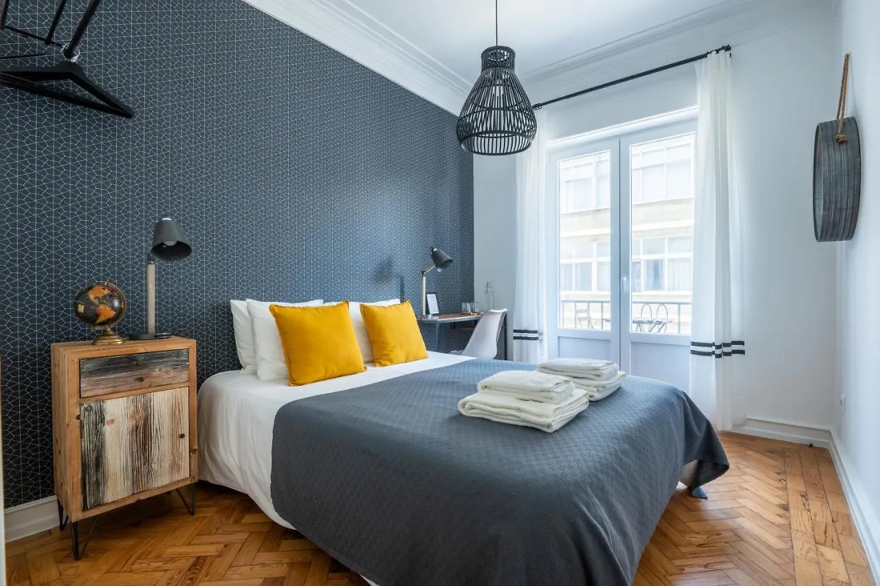 Dumont Lisbon Guesthouse 4*,
