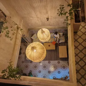 Medina Oasis Albergue