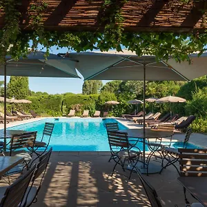 *** Hotel Saint-vincent France